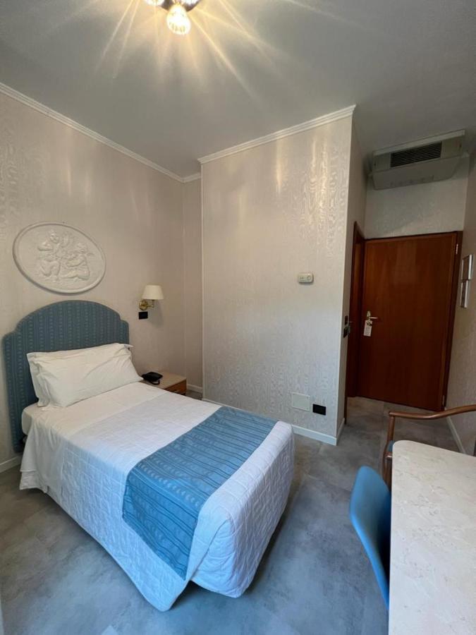 Hotel Excelsior Bay Malcesine Exterior foto
