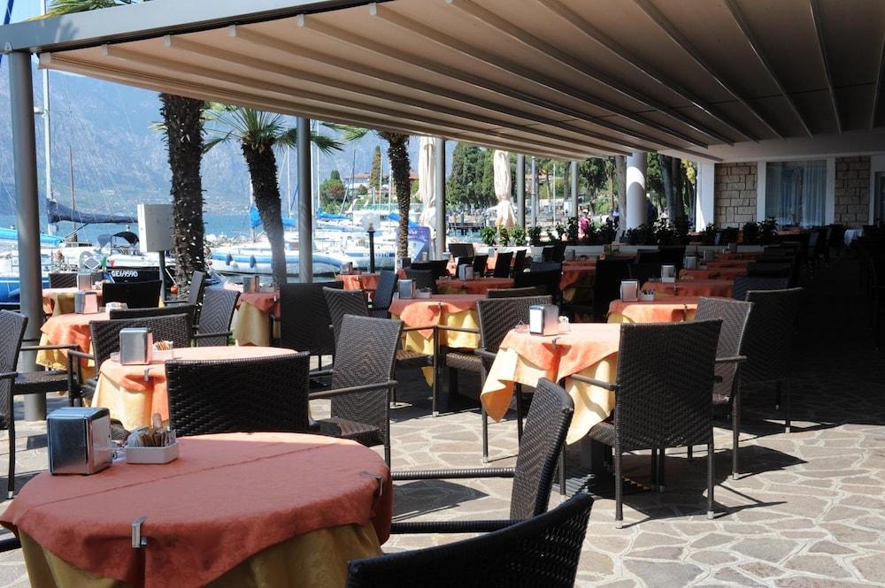 Hotel Excelsior Bay Malcesine Exterior foto